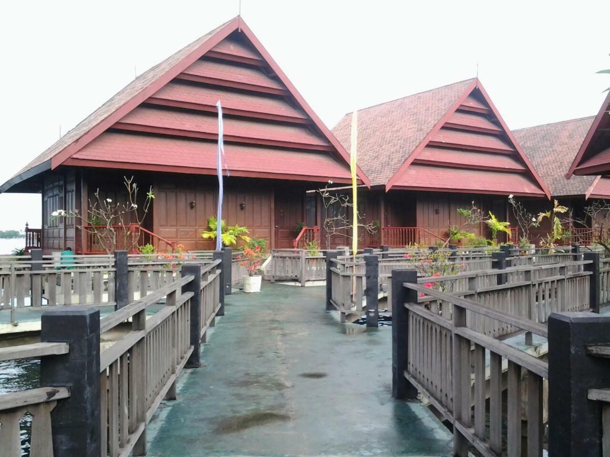Hotel Pantai Gapura มากาซาร์ ภายนอก รูปภาพ